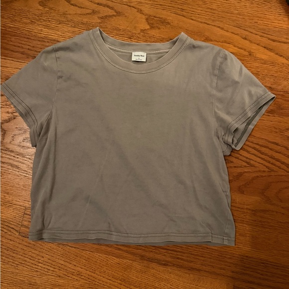 Aritzia Sunday Best Distressed T-Shirt - Picture 1 of 5